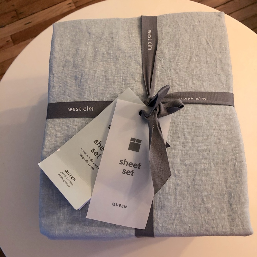 West Elm Belgian Linen Queen Sheet Set